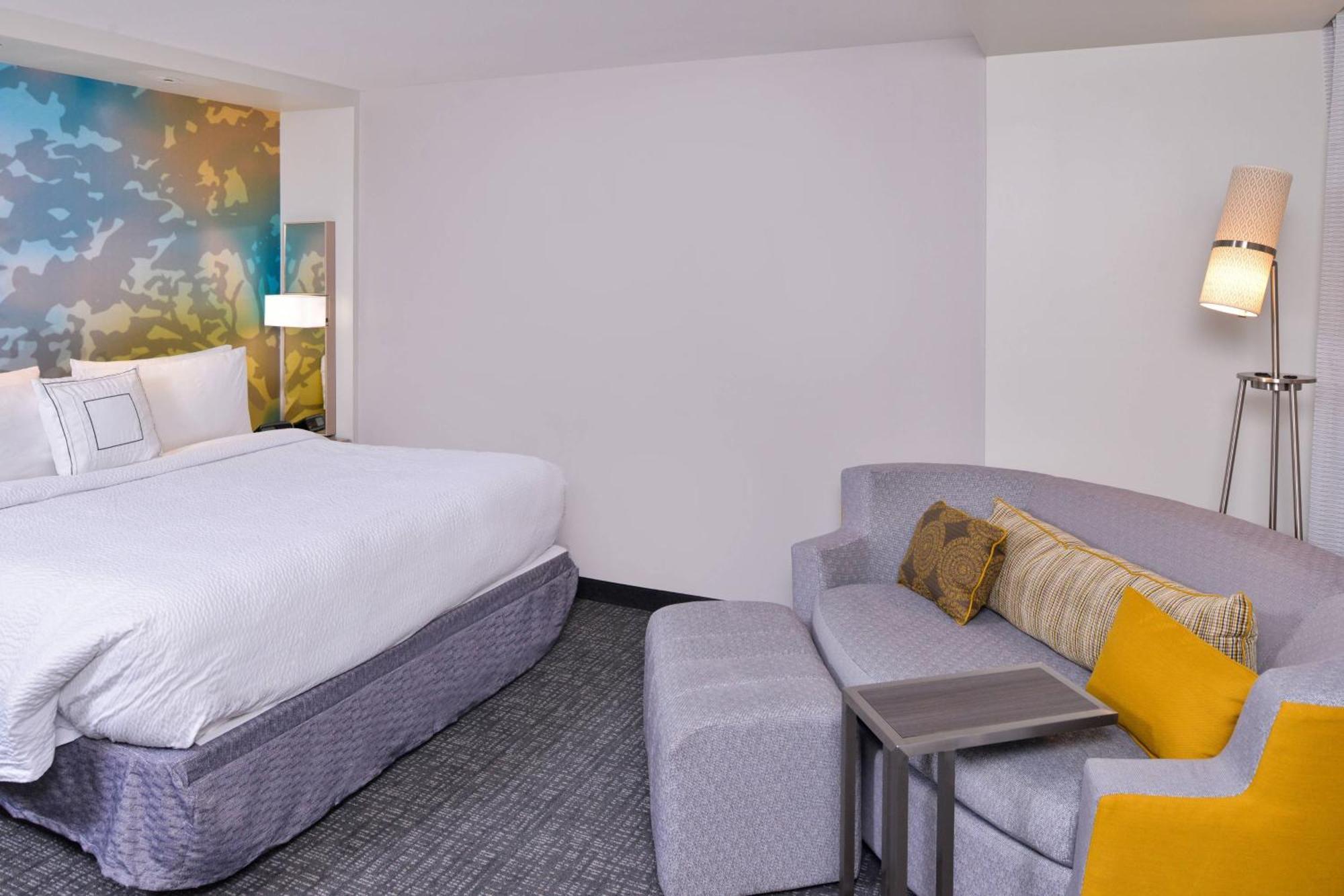 Courtyard By Marriott Columbus Гроув Сити Екстериор снимка